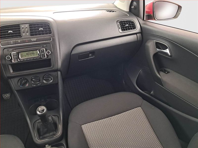 Volkswagen Polo (2010) 1.2 12V - fotka 8 z 14