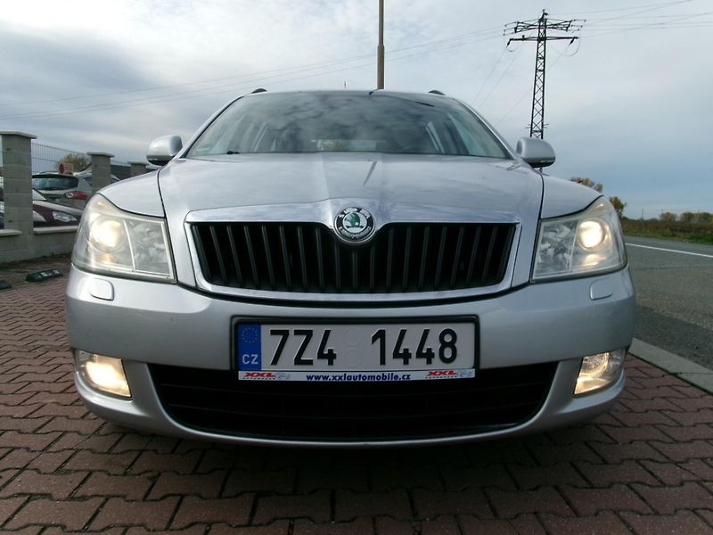 Škoda Octavia (2009) 1,4TSI KLIMA TEMP rozvody - fotka 3 z 32