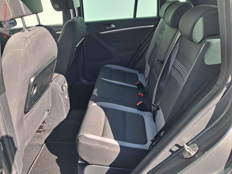 Volkswagen Tiguan (2013) 2.0 TDi 4x4, Life, DSG, bixen - fotka 10 z 19