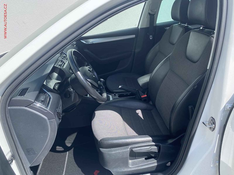 Škoda Octavia (2014) 2.0 TDi, Elegance, navi, - fotka 9 z 19