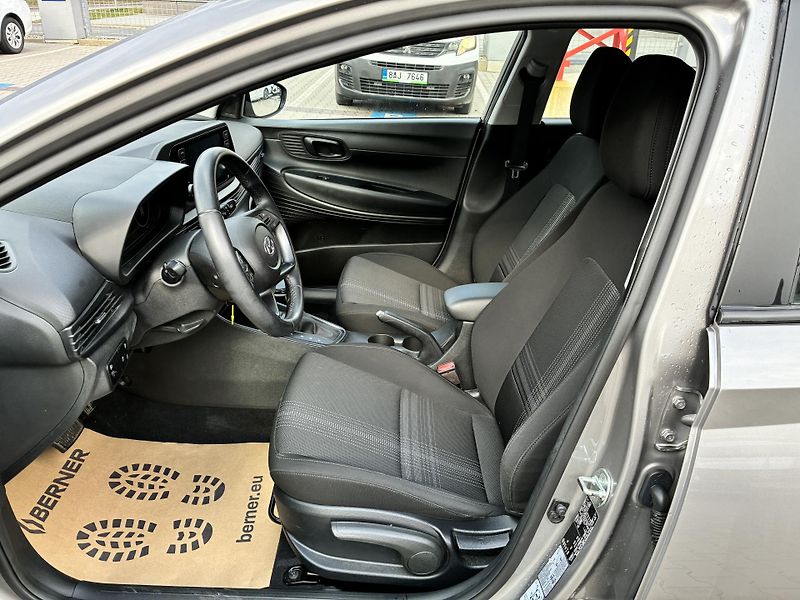 Hyundai i20 1.0T-GDi 74kW AUTOMAT 1MAJITEL - fotka 11 z 29