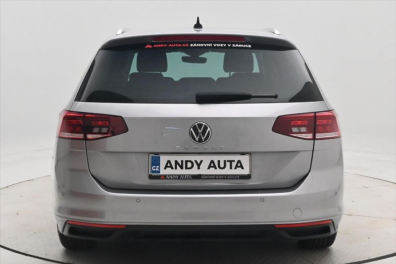 Volkswagen Passat 1,5 TSI 110 kW DSG Business Zá - fotka 6 z 31