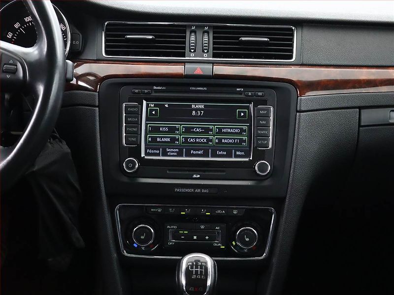 Škoda Superb (2010) Elegance 1.8 TSI, 4X4, Navi - fotka 10 z 19
