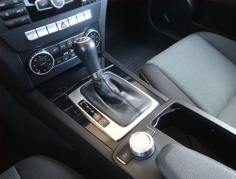 Mercedes-Benz Třídy C (2014) Avantgarde C 200 CDI, Automat - fotka 13 z 18