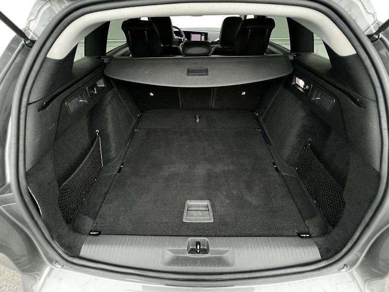 Opel Astra 1.5CDTi 96kW Elegance 1Maj DPH - fotka 20 z 21