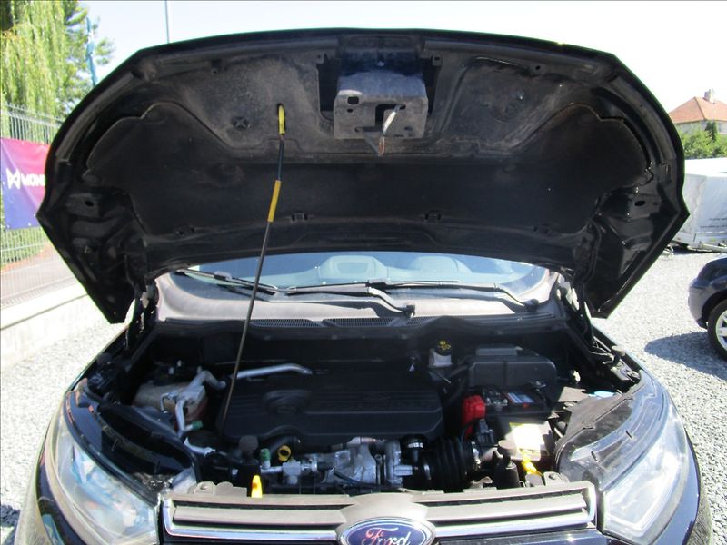 Ford EcoSport 1.5TDCi aut. Klima - fotka 38 z 38