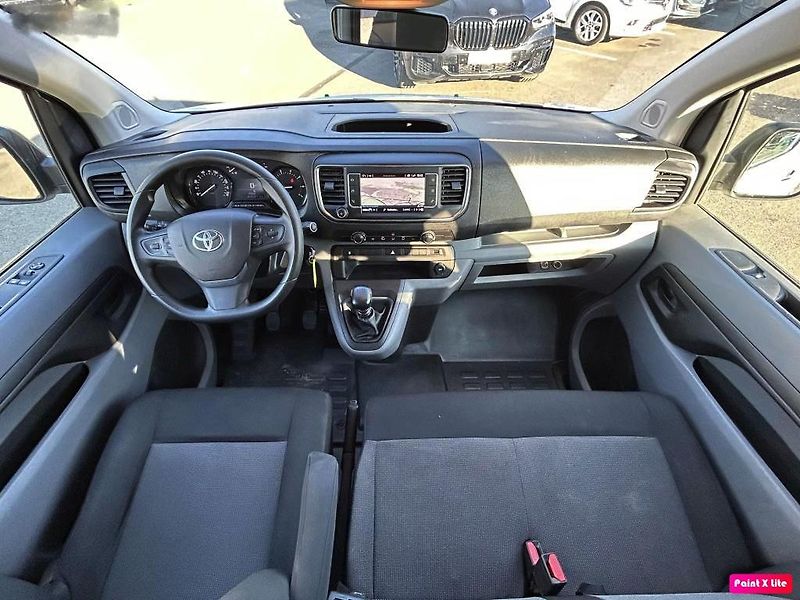 Toyota ProAce combi 1,5D4-D L2 9míst - fotka 4 z 12