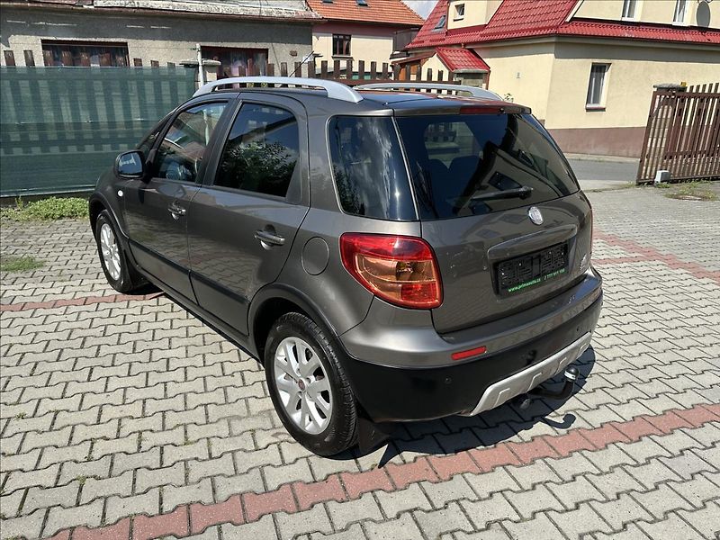 Fiat Sedici 1,6 4x4 KLIMA - fotka 7 z 21