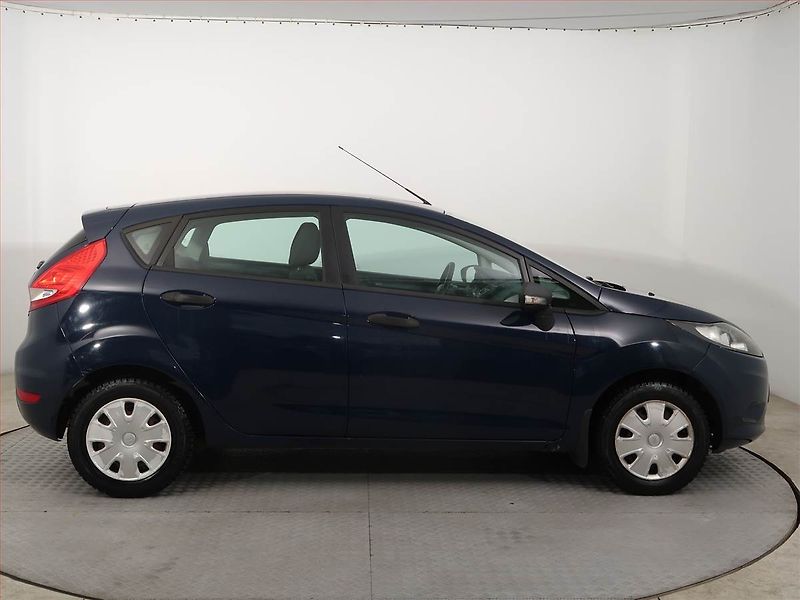 Ford Fiesta (2010) 1.25, za dobrou cenu - fotka 6 z 12