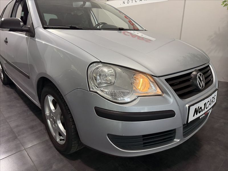 Volkswagen Polo 1,2   i TOUR ČIDLA ŠÍBR ALU ST - fotka 18 z 19