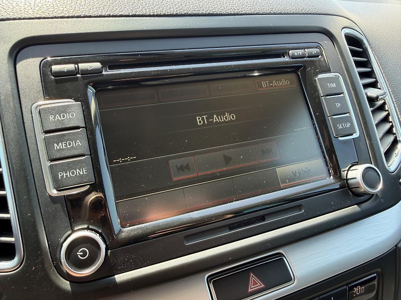 Volkswagen Sharan 2.0 TDI KAMERA TAŽNÉ ROZVODY - fotka 22 z 55