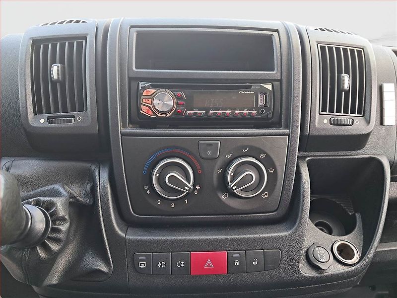 Citroën Jumper (2013) 2.2 HDi, L2H2, ČR - fotka 9 z 13