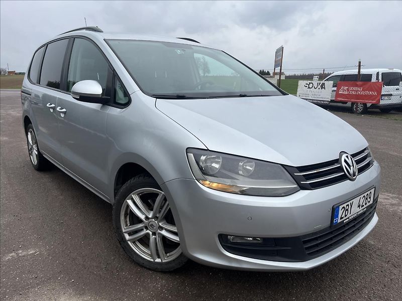Volkswagen Sharan 2,0 TDi DSG 130KW KLIMA SERVIS - fotka 36 z 38