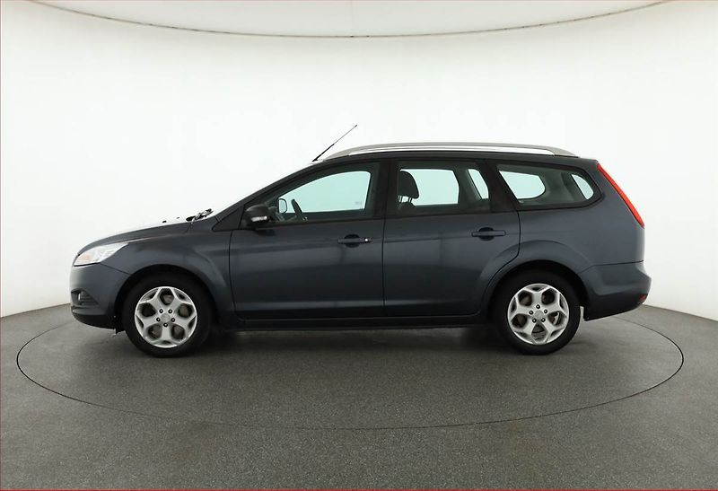Ford Focus (2008) 2.0 TDCi, nová STK - fotka 3 z 14