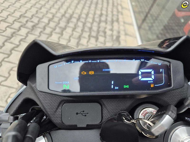CFMOTO (2026) 250 Dual Sport - fotka 41 z 43