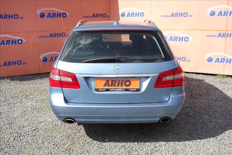 Mercedes-Benz Třídy E 350 CDi 195KW,ELEGANCE. - fotka 6 z 35