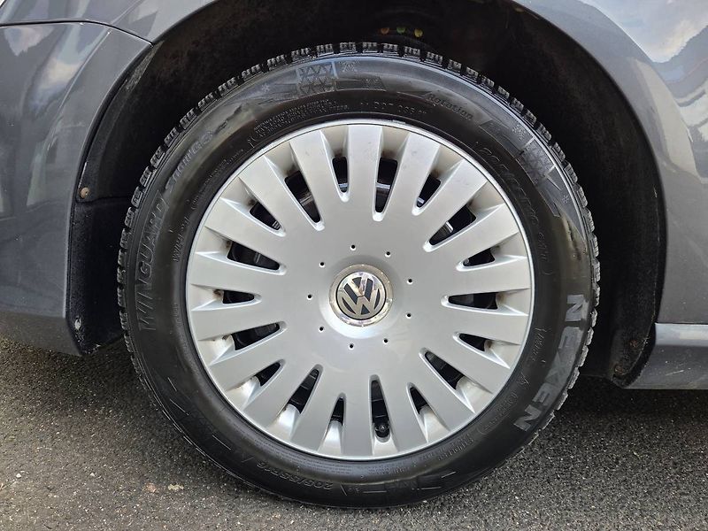 Volkswagen Passat Variant (2014) 2.0 TDI DSG - fotka 34 z 45