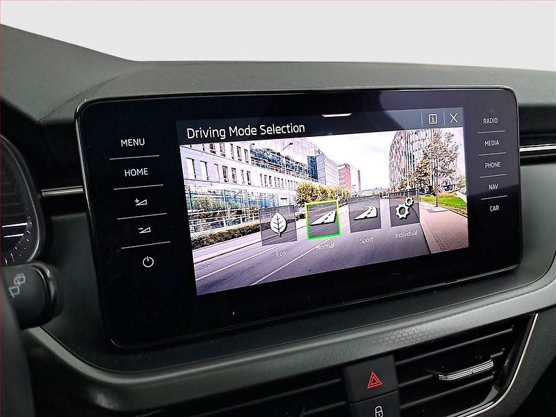 Škoda Scala (2019) Style 1.5 TSI - fotka 16 z 24