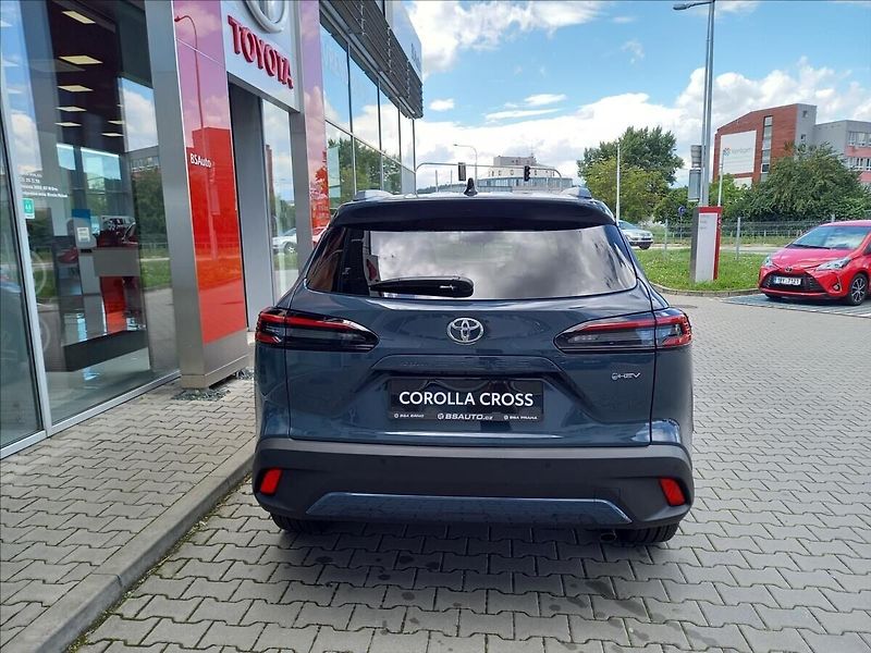 Toyota Corolla Cross 2,0 Executive + Skyview - fotka 5 z 15