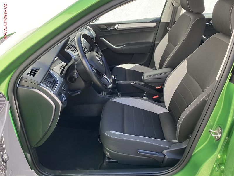 Škoda Rapid (2017) 1.0 TSI, ČR, AC, výhřev sed. - fotka 9 z 17