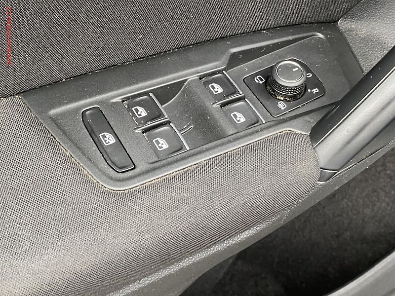 Volkswagen Tiguan (2017) 2.0TDi 4x4, DSG, LED, navi - fotka 12 z 21