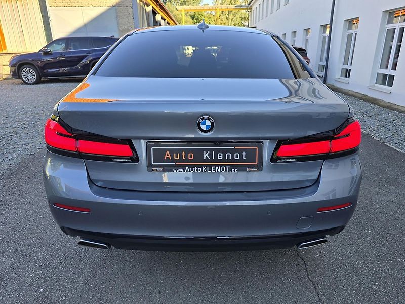 BMW Řada 5 530d 210kW XDRIVE HEADup - DPH - fotka 6 z 53