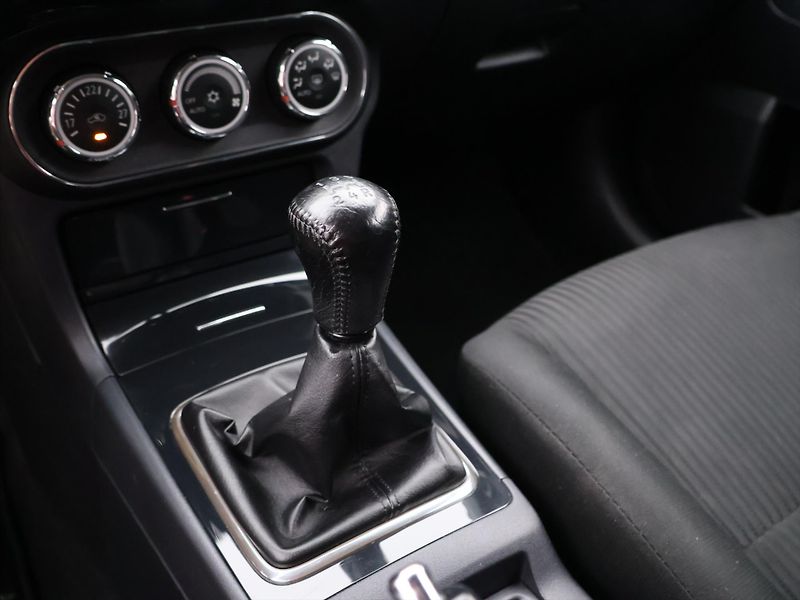 Mitsubishi Lancer 1,8 MIVEC 103kW SPORTBACK CZ - fotka 23 z 32