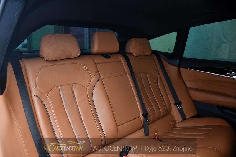 BMW Řada 6 640xd GT Luxury HUD H/K ČR - fotka 19 z 55