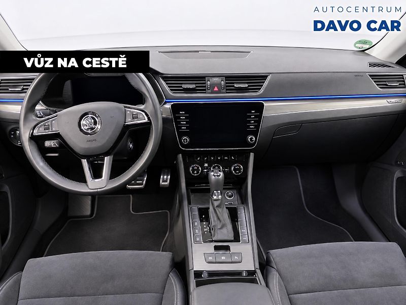 Škoda Superb 2,0 TDI 140kW 4x4 DSG Scout Vi - fotka 3 z 12