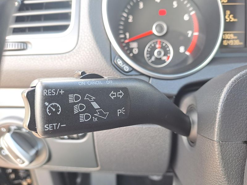 Volkswagen Golf (2012) 1.4 16V 59 KW, SERVISKA, PĚKNÝ - fotka 26 z 36