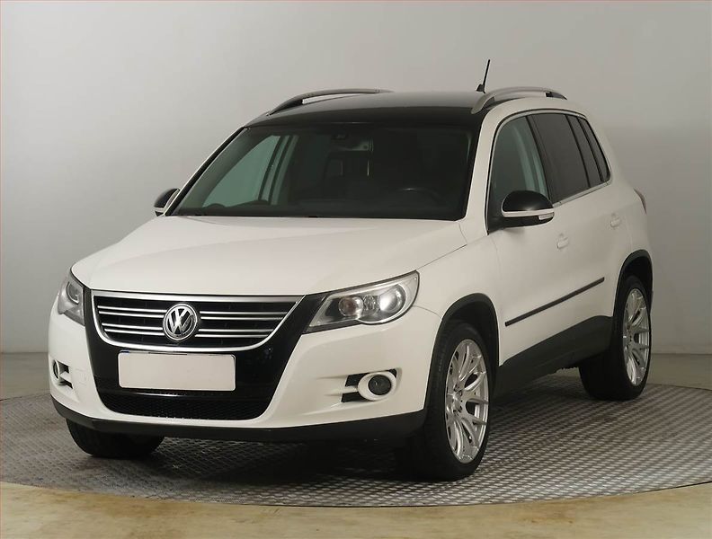 Volkswagen Tiguan (2010) 2.0 TDI, 4X4, Tempomat - fotka 2 z 23
