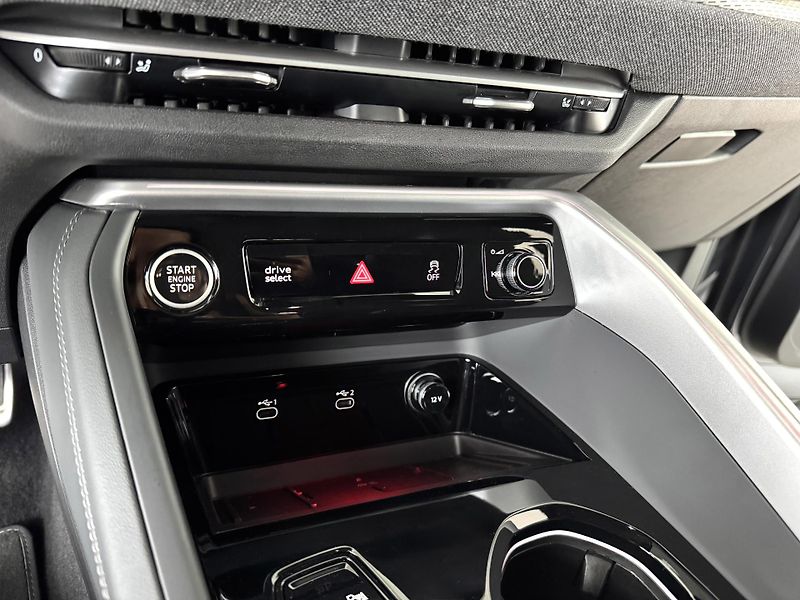 Audi Q5 TDI Quattro*S-LINE*360*SKLADEM - fotka 32 z 45