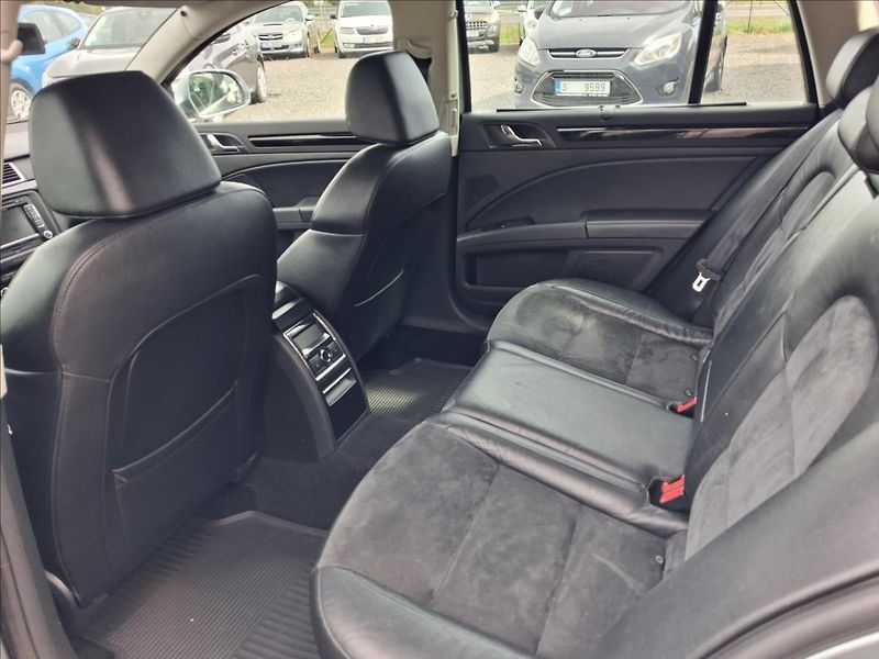 Škoda Superb 2,0 4x4, tažné, el.kufr, CZ - fotka 9 z 15