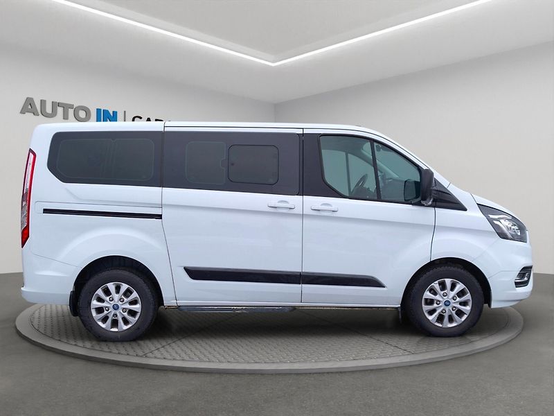 Ford Tourneo Custom (2020) 2.0 TDCi , ČR, tažné, 1. maj. - fotka 4 z 29