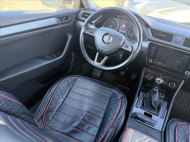 Škoda Superb 1,4 TSI 110kW MANUÁL BI-XENON - fotka 18 z 23