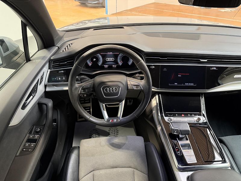 Audi Q7 3.0 55 TFSI quattro tiptronic - fotka 6 z 21