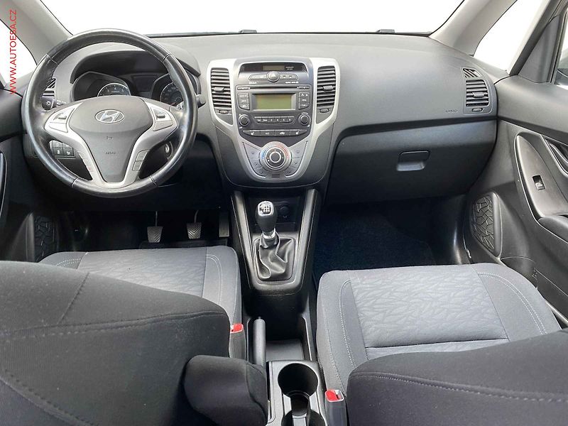 Hyundai ix20 (2018) 1.6i, Klima - fotka 8 z 16