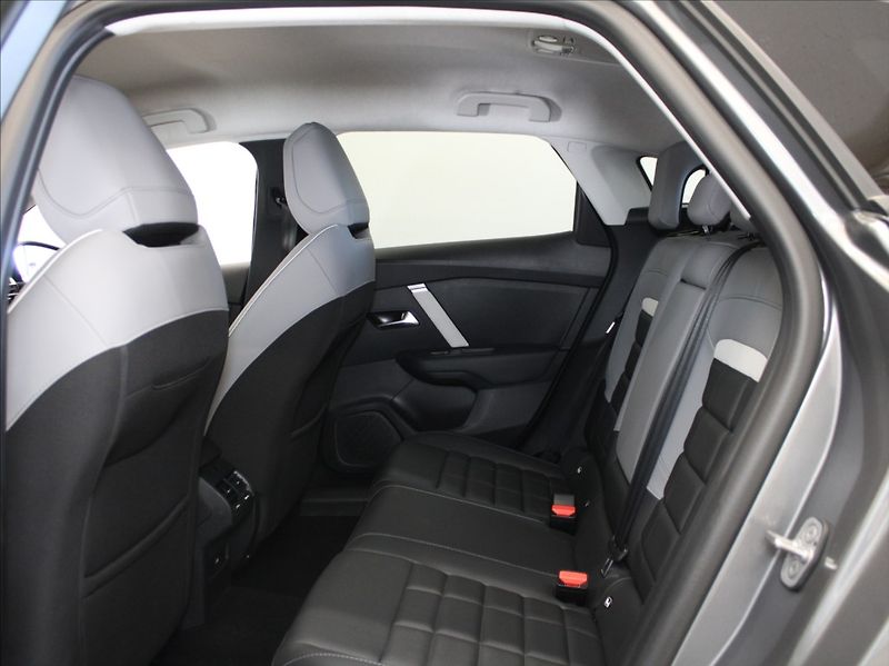 Citroën C4 1,2 PT 96kW AT MAX Facelift - fotka 7 z 22