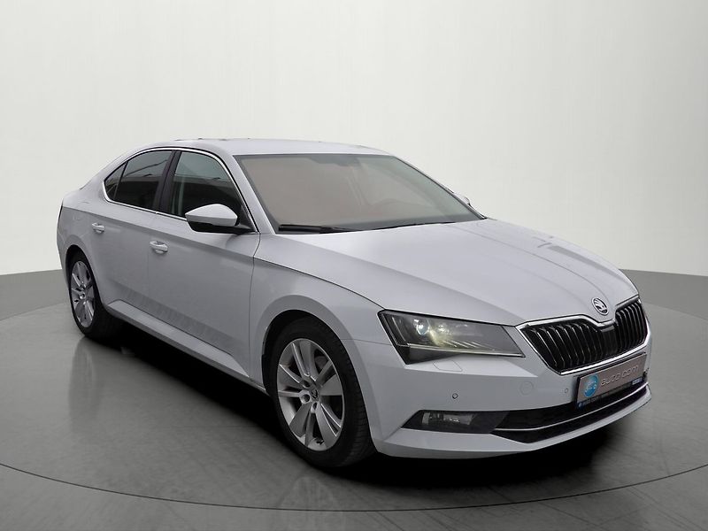 Škoda Superb 2.0TDI DSG 4x4 Style ČR DPH - fotka 6 z 32