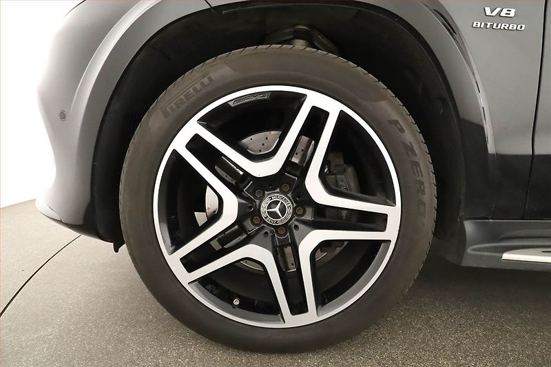 Mercedes-Benz GLS (2018) 500 4MATIC - fotka 22 z 22