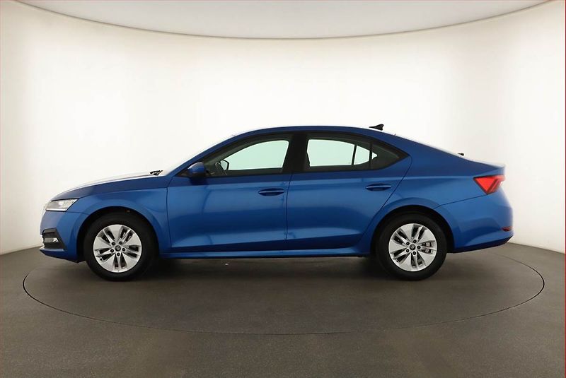 Škoda Octavia (2023) 1.0 TSI, ČR,1.maj, Serv.kniha - fotka 3 z 16