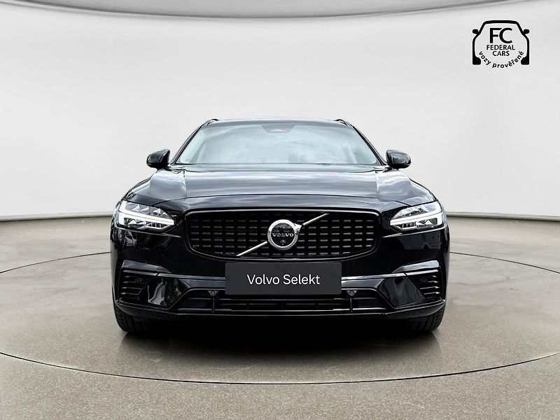 Volvo V90 T8 AWD ULTRA *VZDUCH* + kola - fotka 10 z 60