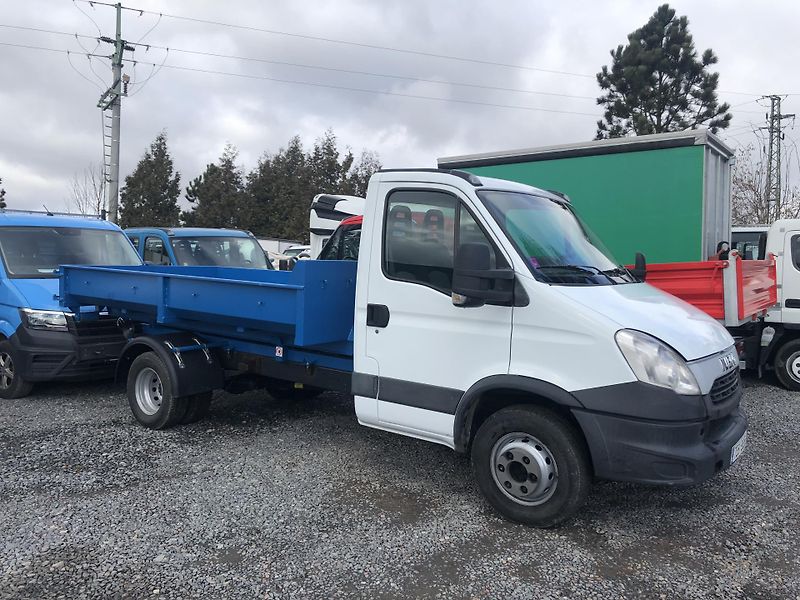 Iveco Daily (2014) 70C17 novy nosič do 3.5t B - fotka 13 z 14