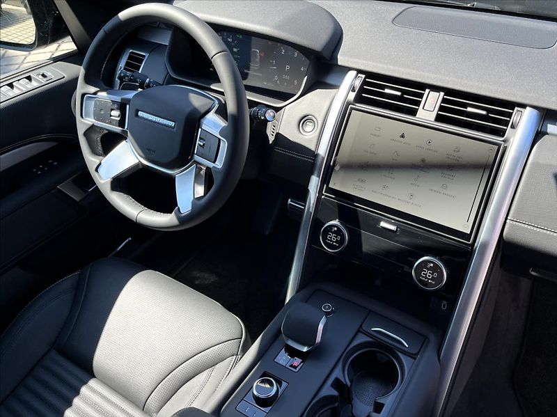 Land Rover Discovery (2026) 3,0 D250 DYNAMIC SE AWD - fotka 41 z 41