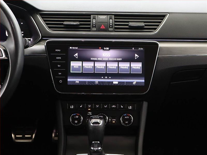 Škoda Superb (2020) 2.0 TDI - fotka 10 z 24