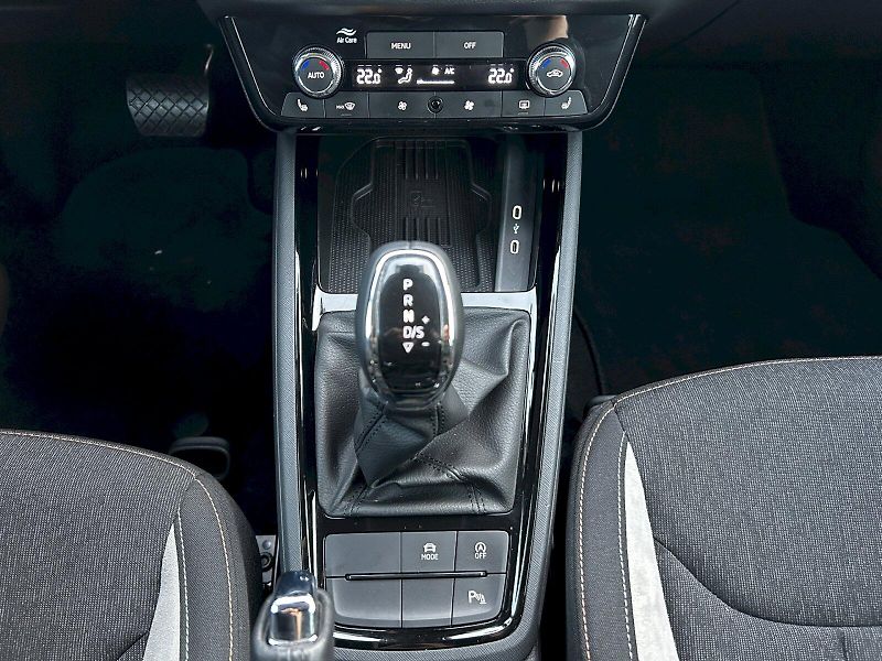 Škoda Scala (2024) 1.0 TSI 85kW DSG Top Selection - fotka 23 z 35