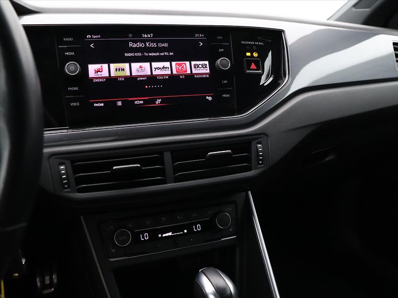 Volkswagen Polo 2,0 GTI 147kW DSG Virtual DPH - fotka 20 z 33