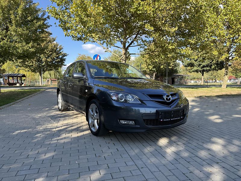 Mazda 3 1.6 Sport Active - fotka 16 z 28