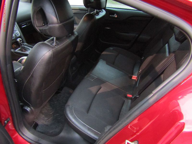 DS Automobiles DS4 (2013) 1.6HDi, ČR, AC, výhřev sed. - fotka 10 z 18