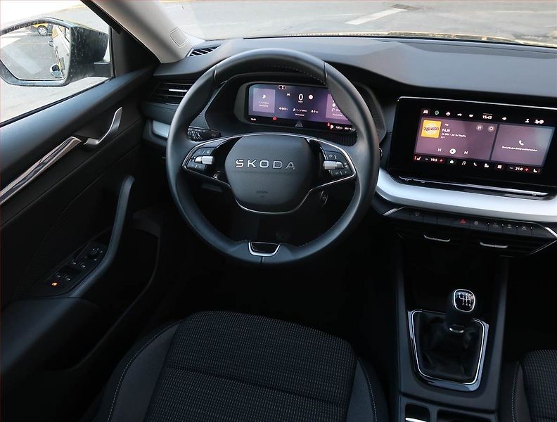 Škoda Octavia (2025) Selection 1.5 TSI - fotka 7 z 21